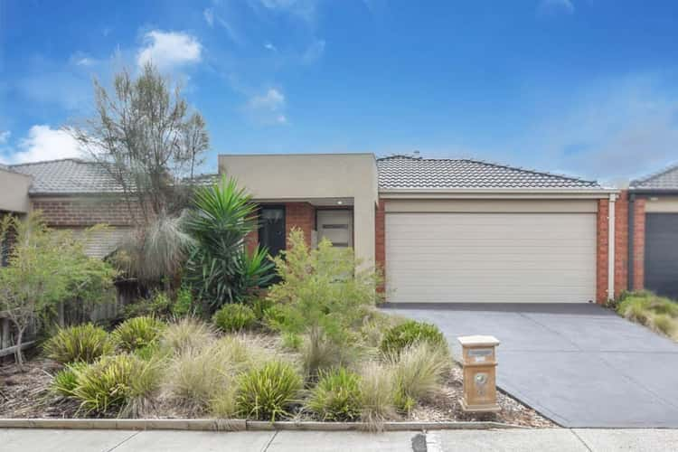 19 Lucas Terrace, Taylors Hill VIC 3037