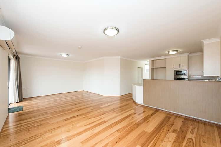 Main view of Homely unit listing, 87/84 Foley Village, Collick St, Hilton WA 6163