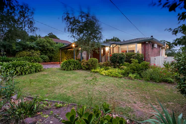 18 Mirabel Avenue, Ringwood East VIC 3135