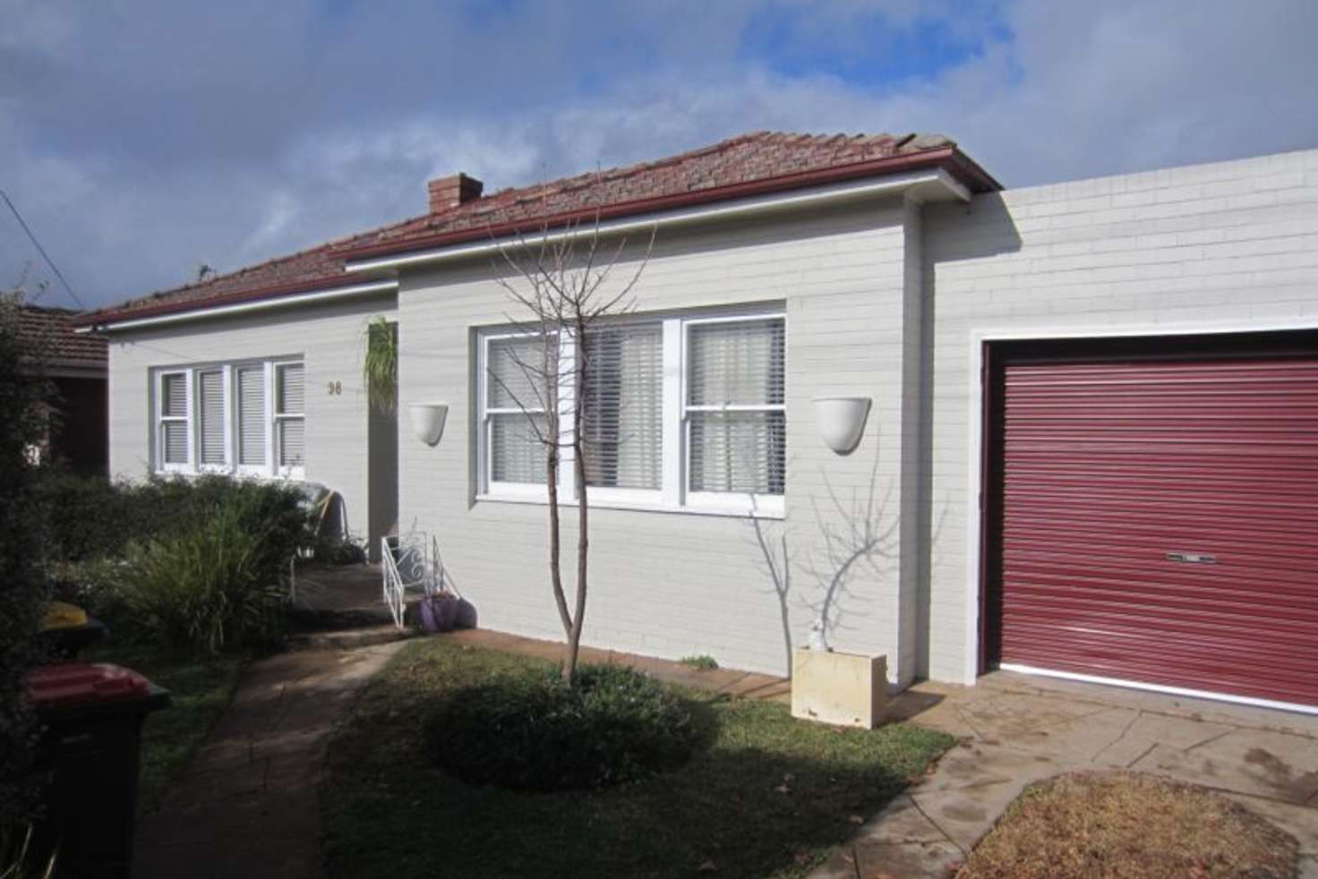 Main view of Homely house listing, 98 Kinghorne Street, Goulburn NSW 2580