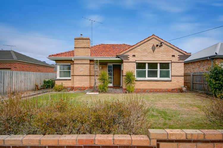 Main view of Homely house listing, 37 Calder Street, Manifold Heights VIC 3218