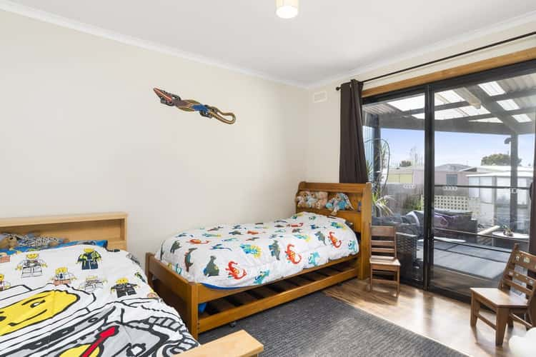 Fifth view of Homely house listing, 5 Walls Court, Colac VIC 3250