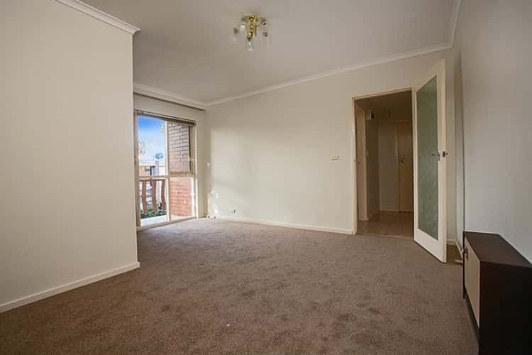 Second view of Homely apartment listing, 4/11 Roseberry Grove, Glen Huntly VIC 3163