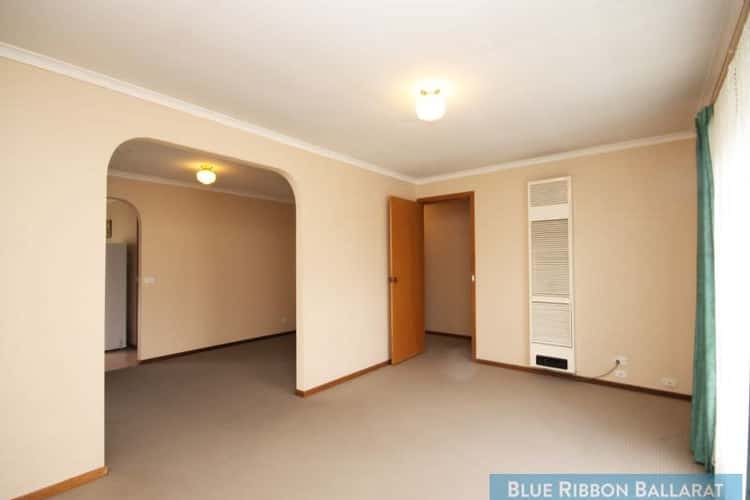 Fourth view of Homely house listing, 3/5 Cromwell Street, Sebastopol VIC 3356