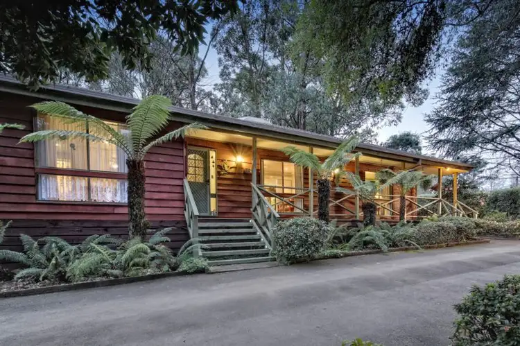 9 Margaret Road, Avonsleigh VIC 3782