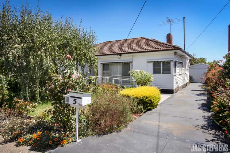 Main view of Homely house listing, 5 Thomson Street, Sunshine VIC 3020