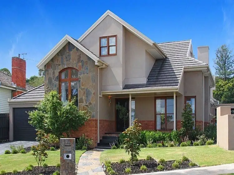 4 Millicent Street
