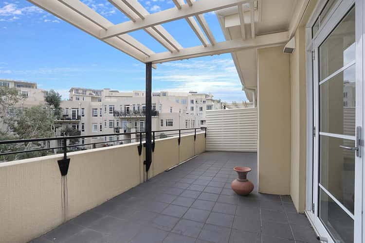 Main view of Homely apartment listing, 4/75 Pickles Street, Port Melbourne VIC 3207