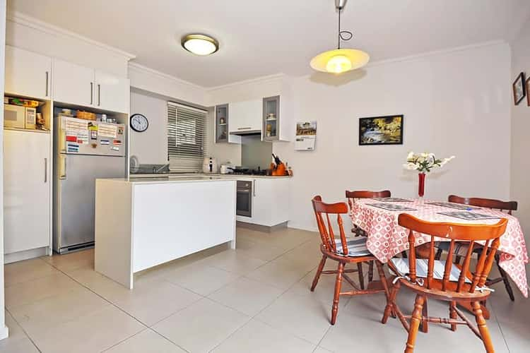 Second view of Homely townhouse listing, 5B Esmond Street, Black Hill VIC 3350