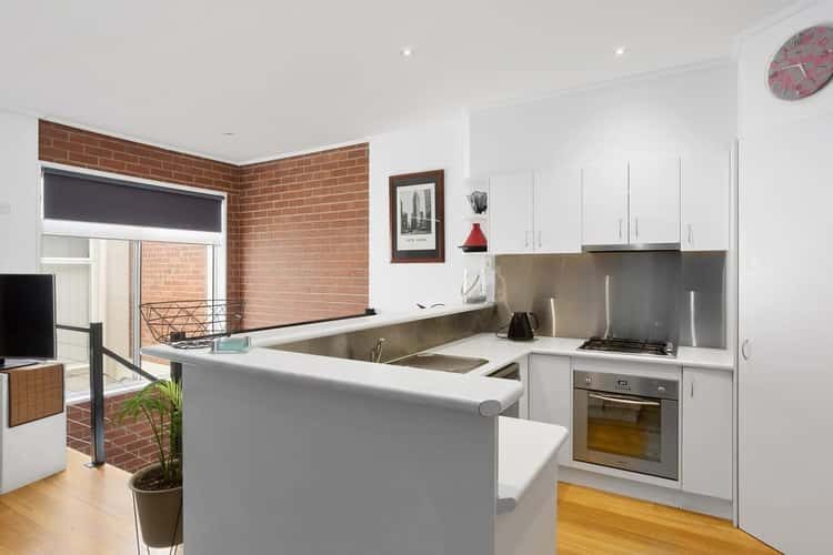 Third view of Homely house listing, 2/5 Acacia Street, Bendigo VIC 3550