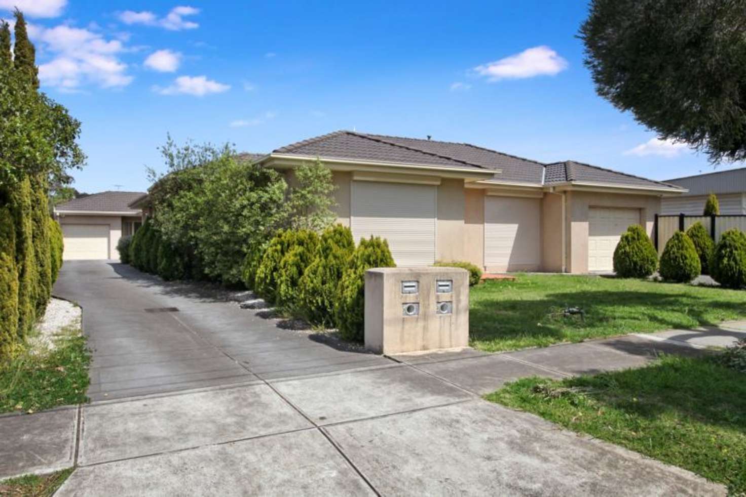 Main view of Homely unit listing, 2/39 Banksia Grove, Tullamarine VIC 3043