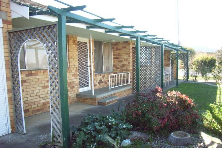 Main view of Homely unit listing, 2 / 167 Goonoo Goonoo Road, South Tamworth NSW 2340