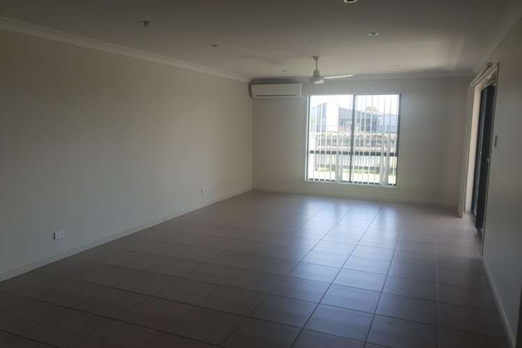 Second view of Homely semiDetached listing, 2/18 Coffey Court, Beachmere QLD 4510