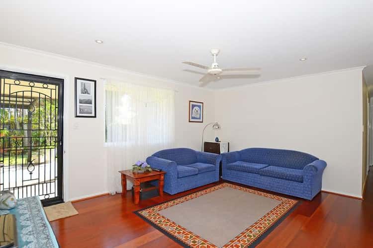 Third view of Homely house listing, 5 Elm Court, Kawungan QLD 4655