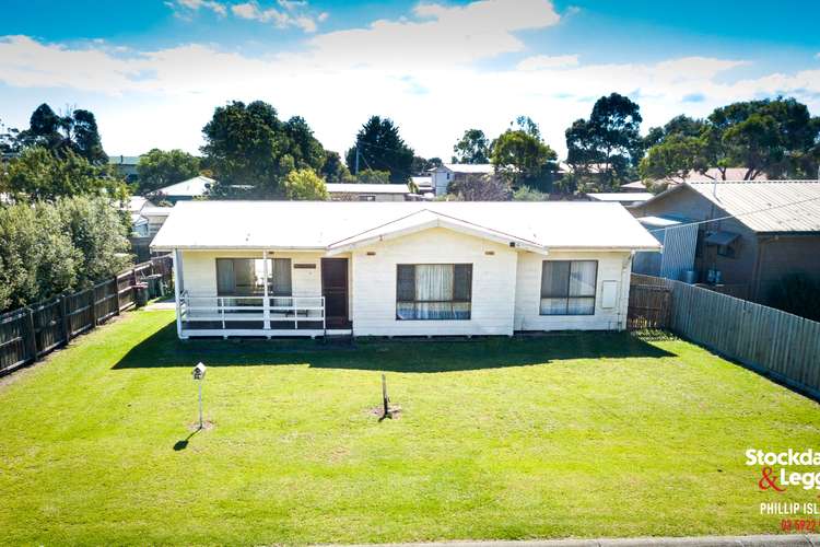 14 Lawrence Avenue, Cowes VIC 3922