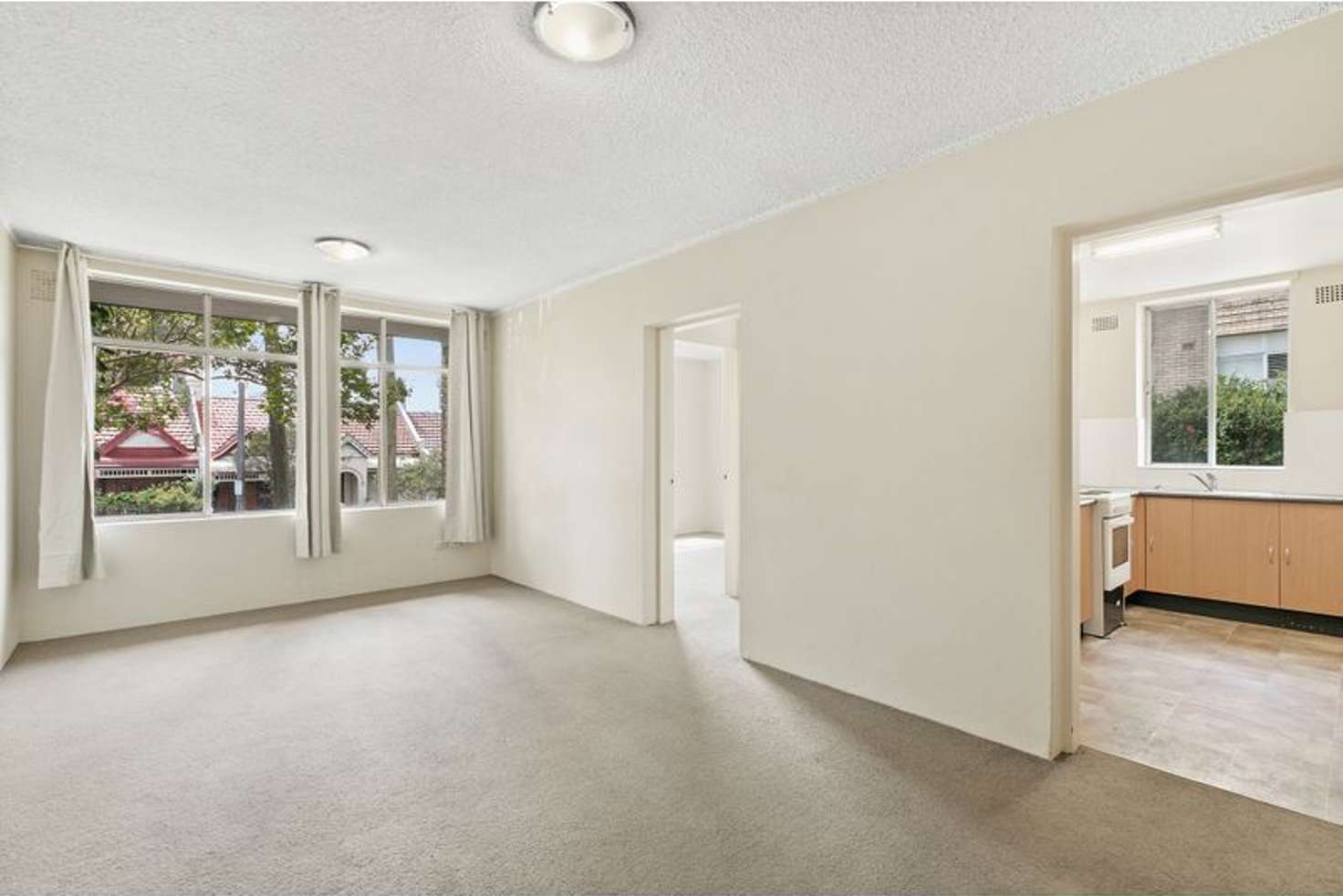 Main view of Homely unit listing, 2/4 Avona Avenue, Glebe NSW 2037