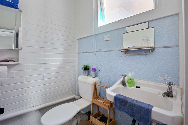 Fourth view of Homely unit listing, Unit 2/3 Beach Road, Coolum Beach QLD 4573