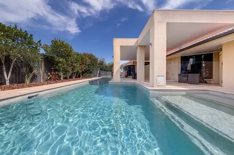 4 Satinash Place, Mudjimba QLD 4564