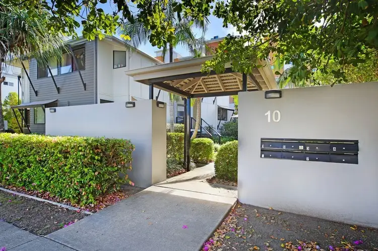 5/10 Kawanna Street, Mudjimba QLD 4564