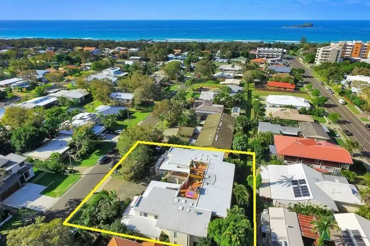 U4/19 Pandanus Street, Mudjimba QLD 4564