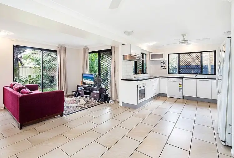 U1/147 Mudjimba Beach Road, Mudjimba QLD 4564
