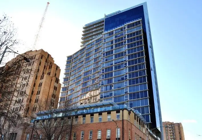 68 La Trobe St