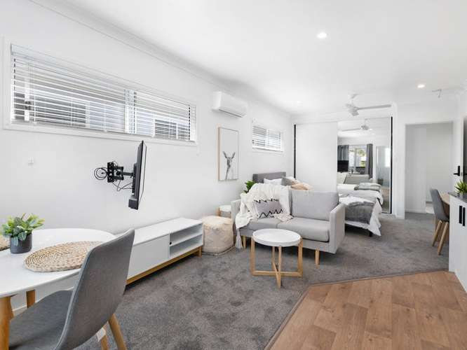 Fourth view of Homely apartment listing, 1/27 Stanley Road, Camp Hill QLD 4152