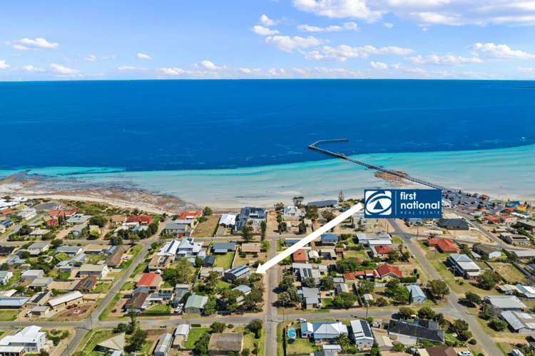 10 Lucy St, Moonta Bay SA 5558