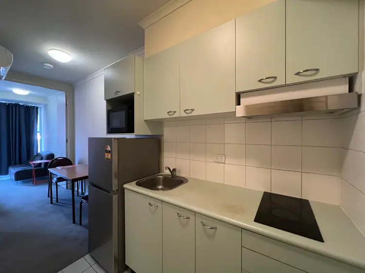 488 Swanston St