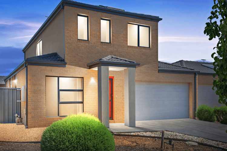 8 Gillian Pl, Point Cook VIC 3030