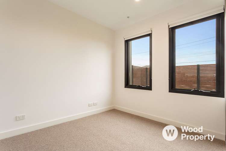 Third view of Homely apartment listing, 10/27 Jasper Rd, Bentleigh VIC 3204