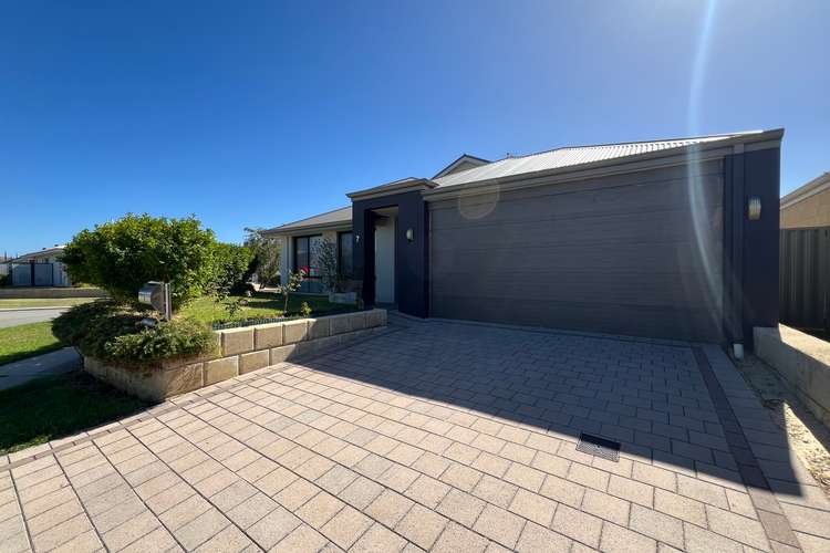 Main view of Homely house listing, 7 Blackfriars Meander, Piara Waters WA 6112