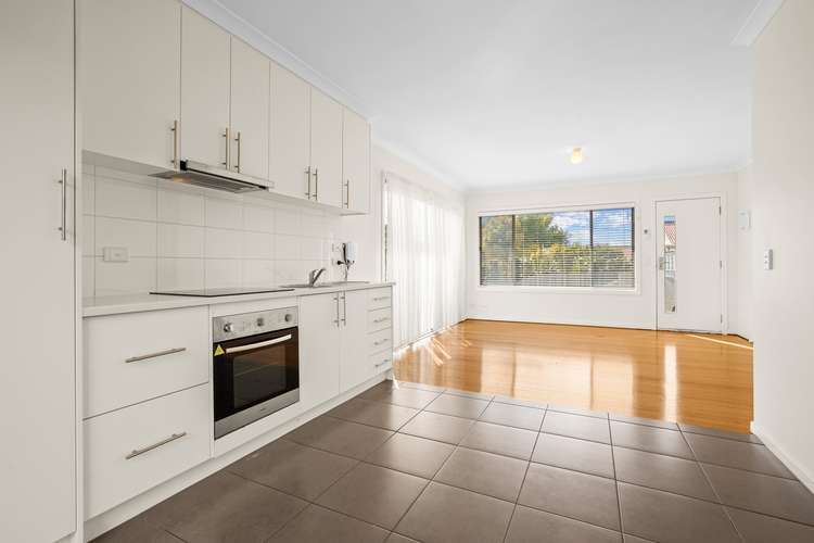 Main view of Homely unit listing, 1/34 Petrie St, Frankston VIC 3199