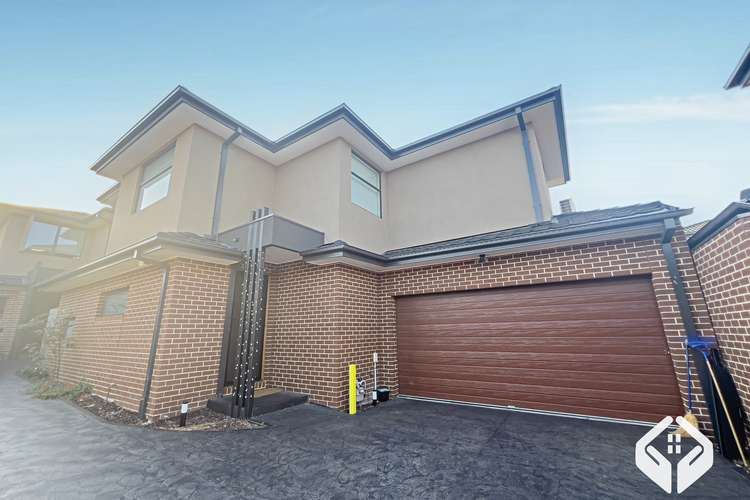 Main view of Homely townhouse listing, 2/27 Cameron Ave, Oakleigh South VIC 3167