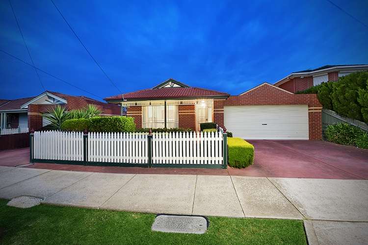 Main view of Homely unit listing, 1/43 Quinn Grove, Keilor East VIC 3033