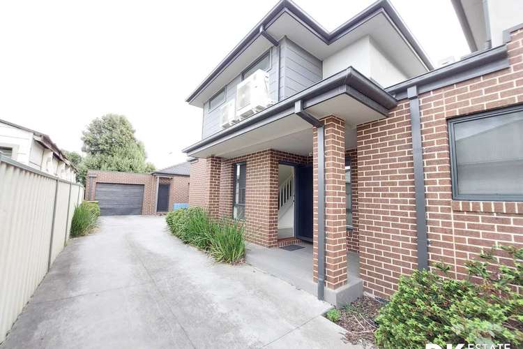 Main view of Homely townhouse listing, 2/35 Ernest Street, Sunshine VIC 3020