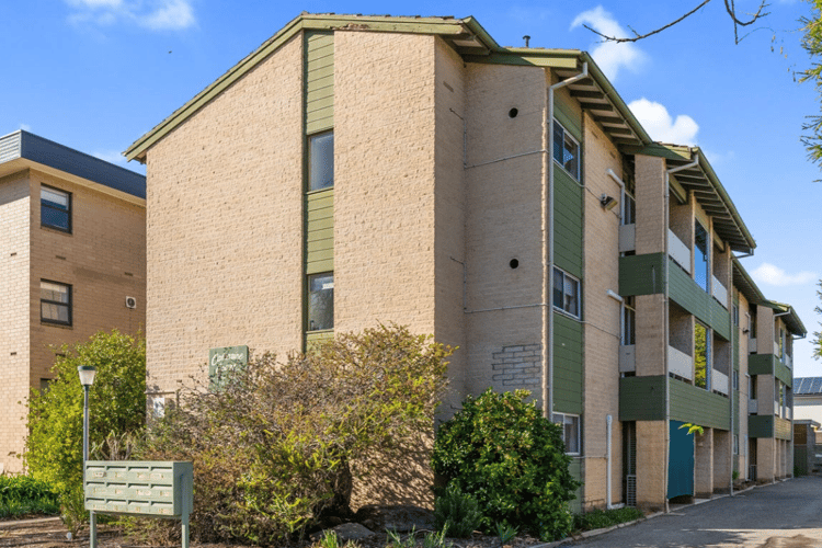 Main view of Homely unit listing, 2/17 Wellington Square, North Adelaide SA 5006