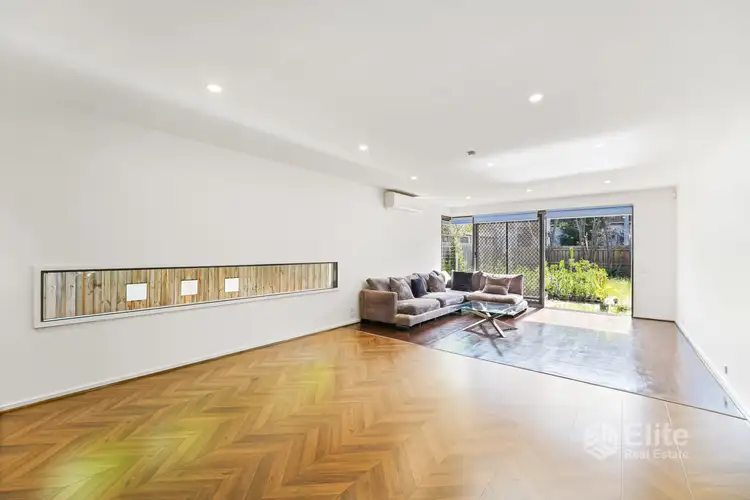 8A Kaikoura Ave