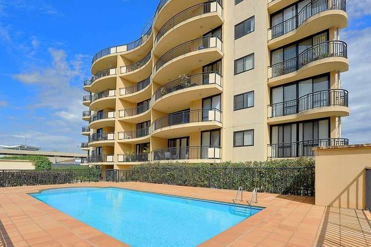 UNIT 409/25-29 HUNTER STREET, Hornsby NSW 2077