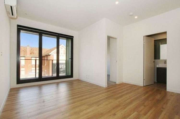 Second view of Homely apartment listing, 208/5 Zenith Rise, Bundoora VIC 3083