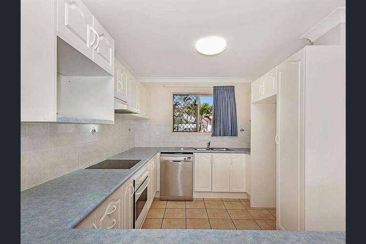 Second view of Homely townhouse listing, UNIT 10/30-32 MARTINEZ AVENUE, West End QLD 4810