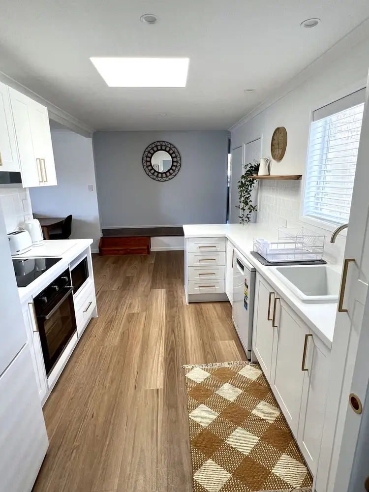 Fifth view of Homely house listing, 10 RATHBONE PLACE, Labrador QLD 4215