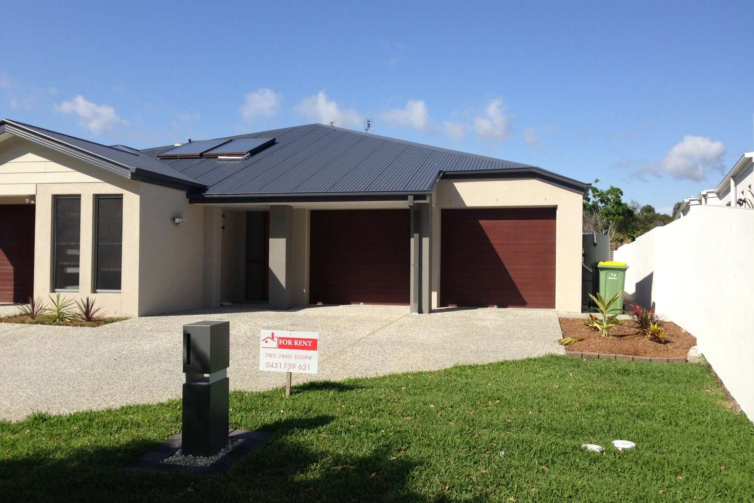 Main view of Homely semiDetached listing, 1/14 Compass Drive, Biggera Waters QLD 4216
