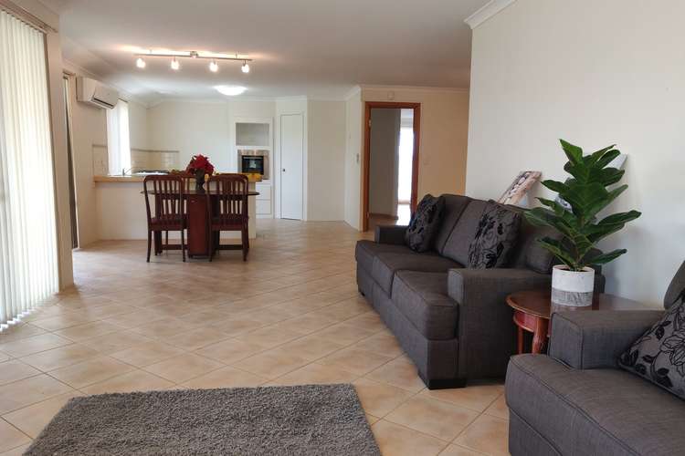 Fourth view of Homely house listing, 2 Davenport Circuit, Mindarie WA 6030