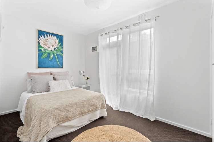 Fifth view of Homely apartment listing, 2/1 King Street, Hampton East VIC 3188