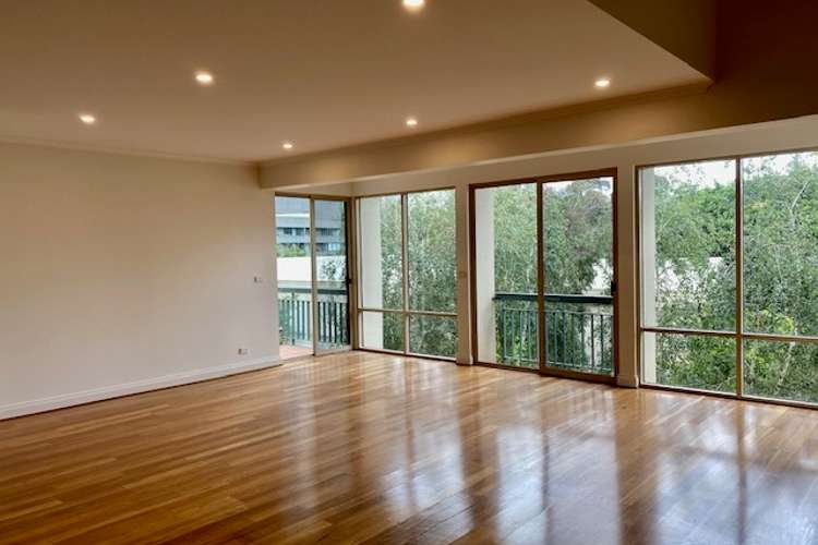 Third view of Homely apartment listing, 6/18 Wells Street, Southbank VIC 3006