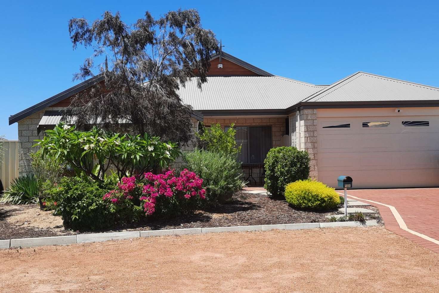 Main view of Homely house listing, 11 Saligna Bend, Wattle Grove WA 6107