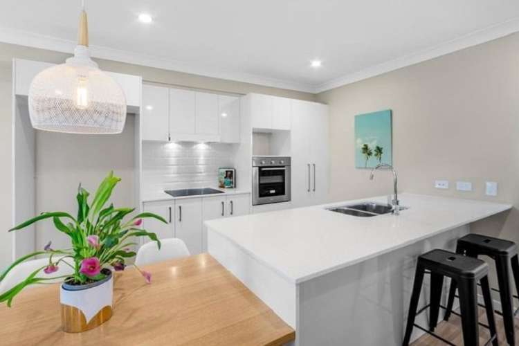 Third view of Homely townhouse listing, 2/22 Rawlinson Street, Murarrie QLD 4172