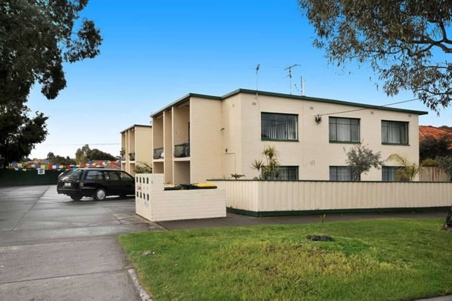 Main view of Homely apartment listing, 4/6 Muchell Grove, Coburg VIC 3058