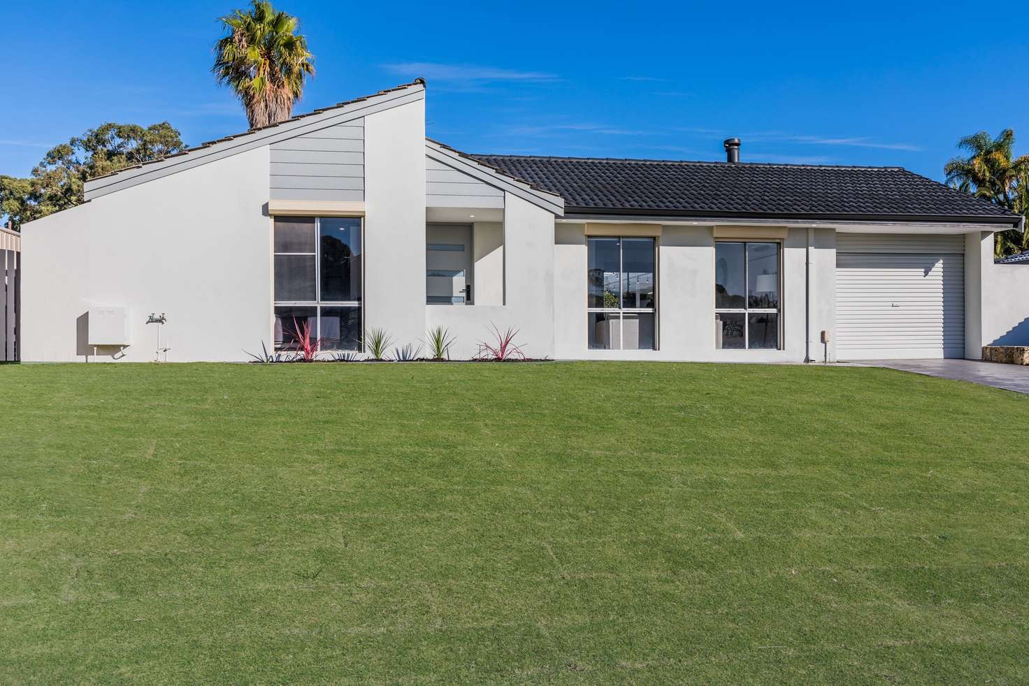 Main view of Homely house listing, 32 MERIDIAN DRIVE, Mullaloo WA 6027